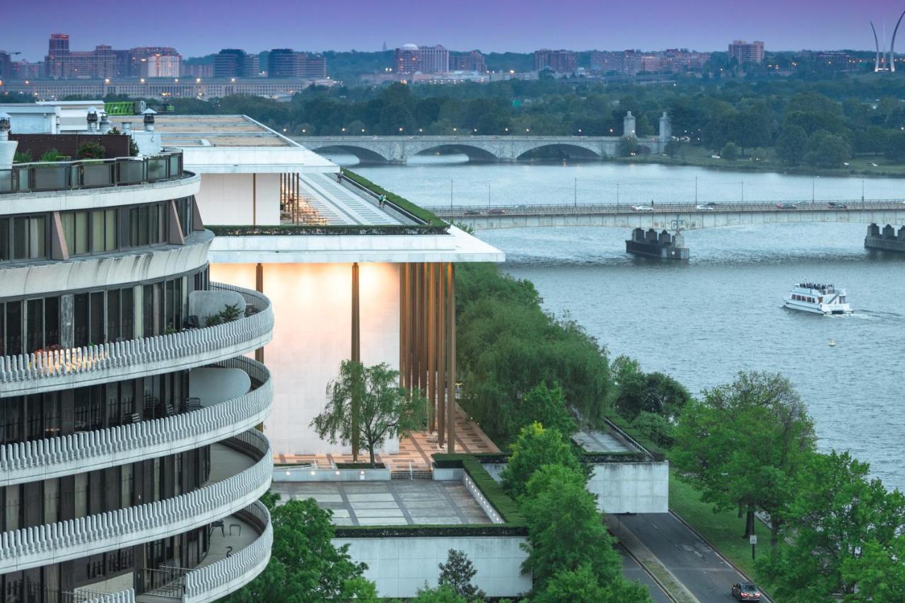The Watergate Hotel Georgetown Washington Esterno foto