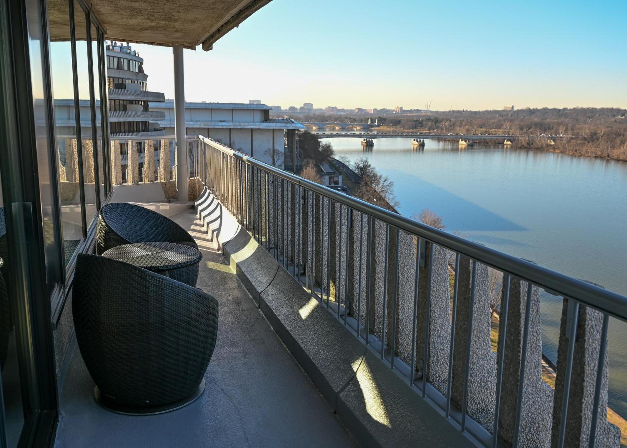 The Watergate Hotel Georgetown Washington Esterno foto